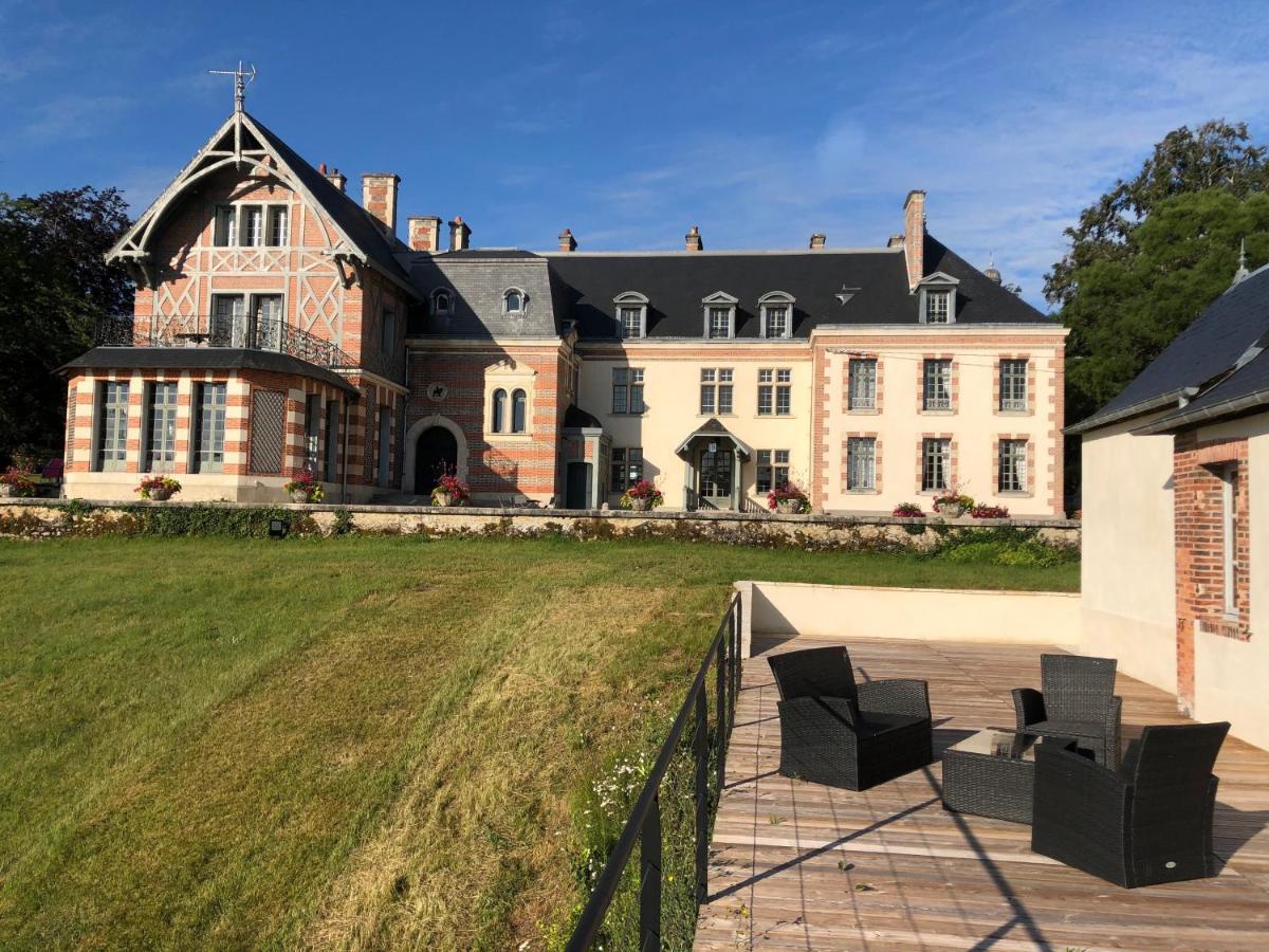 Chateau De La Faye Menetreol-sur-Sauldre Exterior photo